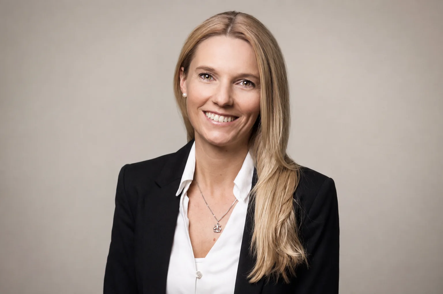Porträt von Sandra Dank